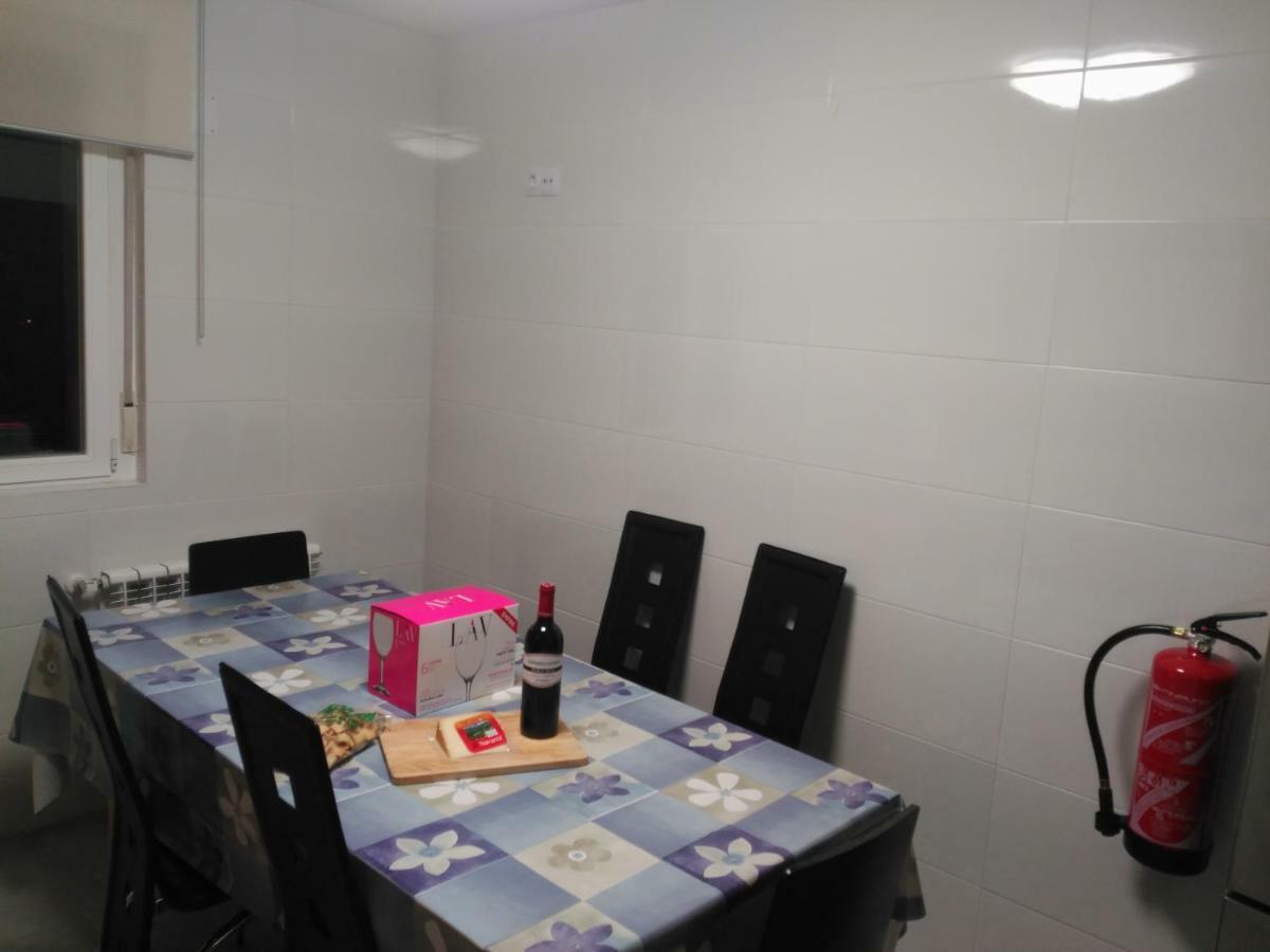 Apartamento Turistico Marcelo Celayeta At Cerca Del Centro Παμπλόνα Εξωτερικό φωτογραφία